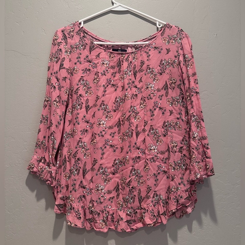 Gap Pink Floral Ruffled Blouse Top Size XS